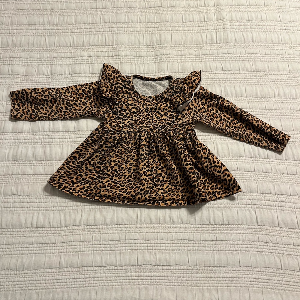 2T leopard Flutter Long Sleeve Tee